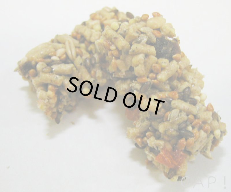 画像3: CAP! 鳥の餌 賞味期限2026/11/29 ラフィーバー フルーツディライト アヴィケーキ スモールバード 8oz(227g) (3)