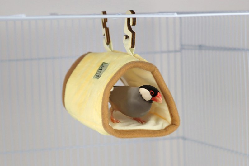 画像3: SANKO B82 小鳥の三角ベッドＳ ※金属不使用 木製フック※ イエロー (3)